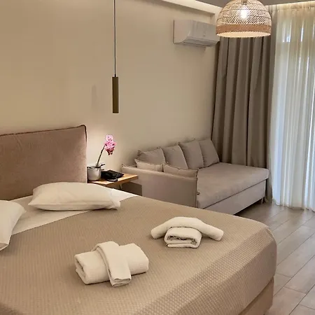 Philoxenia Hotel 3*
