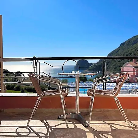 Hotel Philoxenia