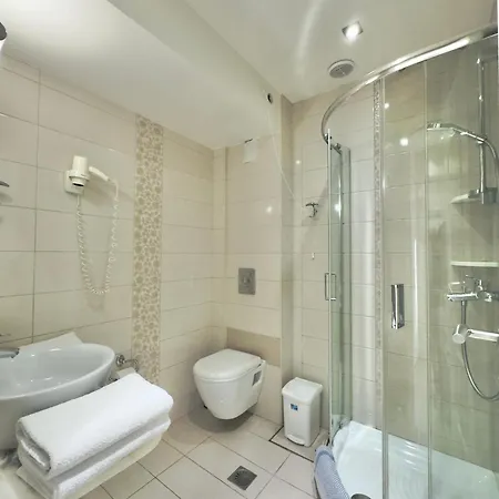 Hotell Philoxenia 3*