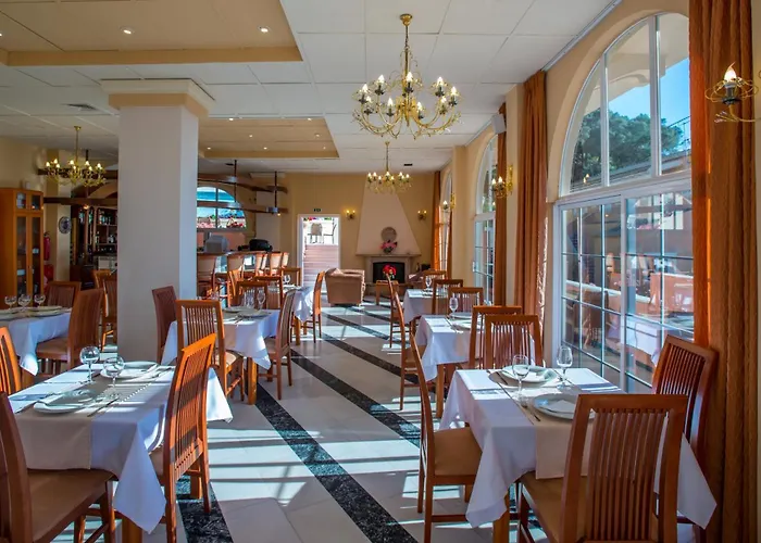 Отель Philoxenia